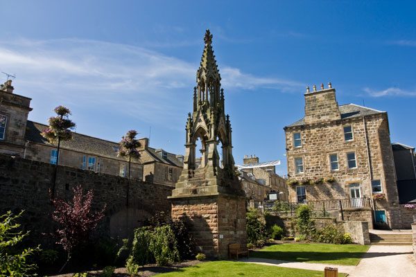 Tain town centre monument